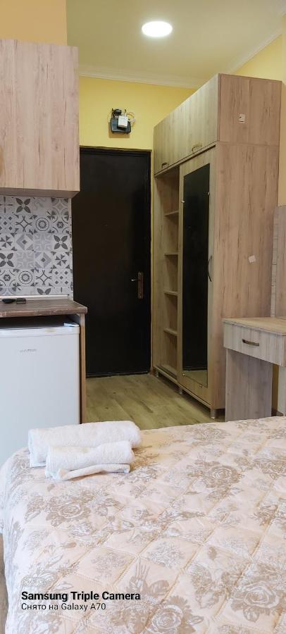 Студия Радуга У Моря Колхида Apartment Batumi Luaran gambar